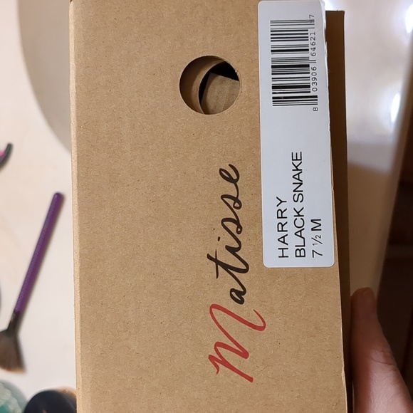 Matisse Black Snake slip on shoe size 7.5 worn once. In original box. - Picture 4 of 4
